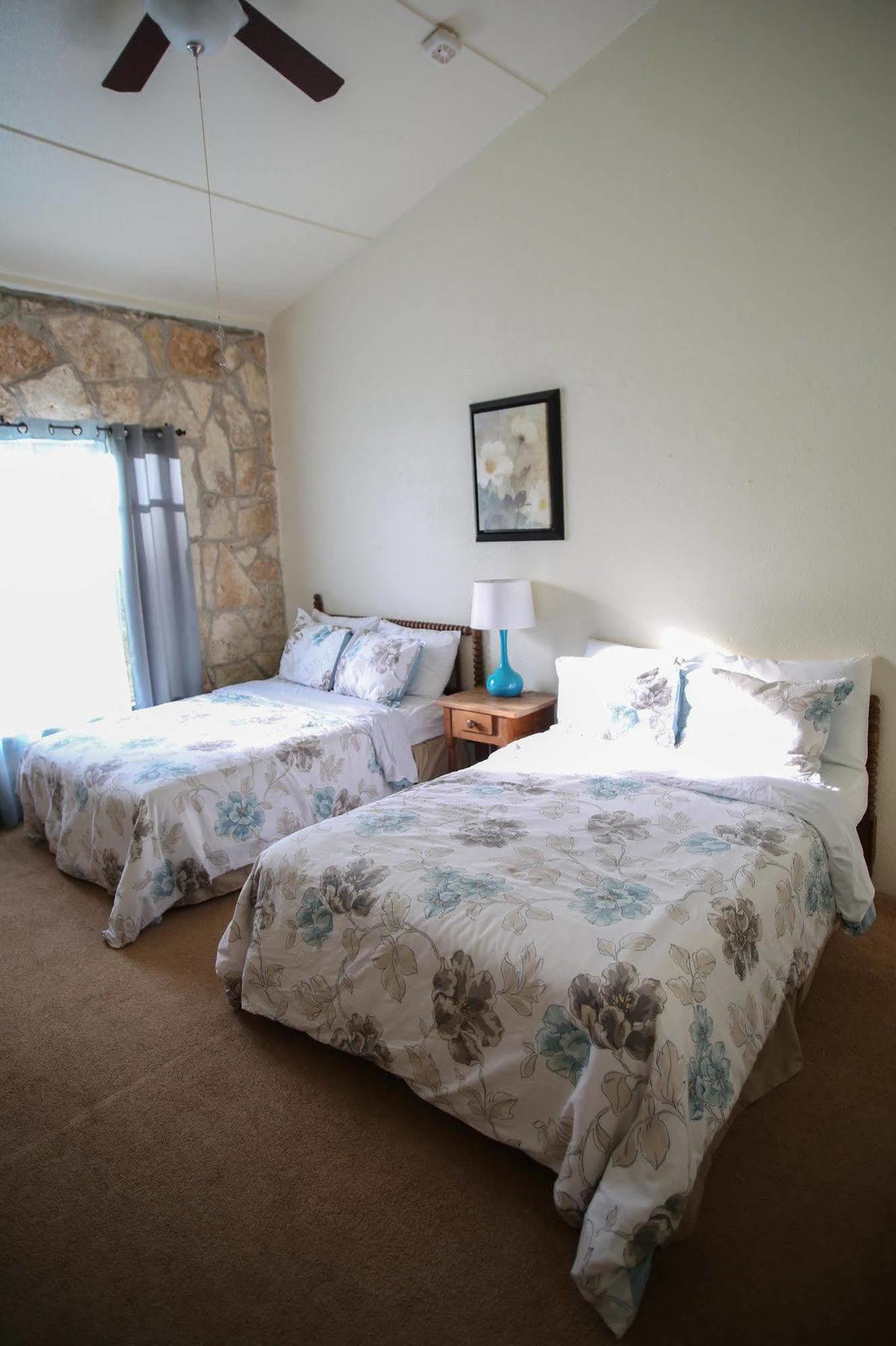 The Lodge At Cypress Falls Wimberley Ngoại thất bức ảnh
